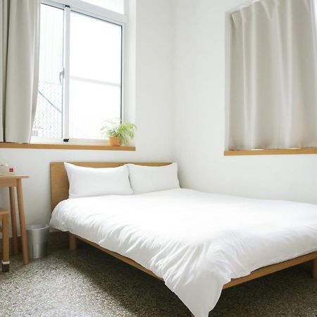 Appartement 小巷旺宅 X 旺福 à Tainan Extérieur photo